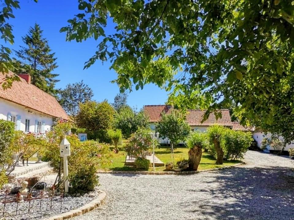Le Clos De La Rose Gite Bien Etre Wirwignes Luaran gambar